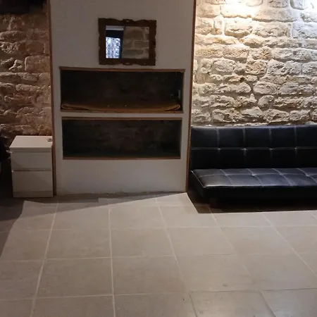 Luxury Lilas * Ντιζόν