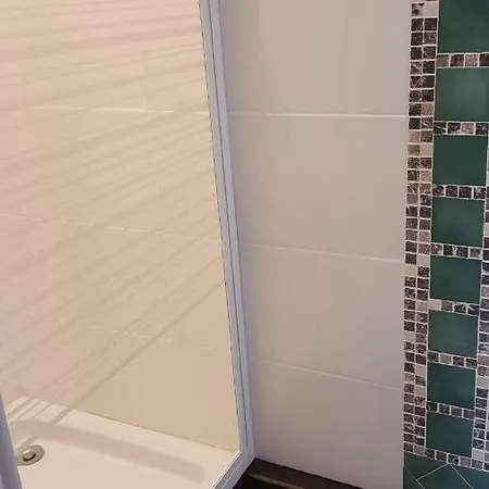 Luxury Lilas Apartment